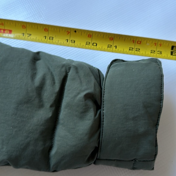 The North Face Women's Forester Down Jacket in Military Olive Green Size S/P - Picture 15 of 16